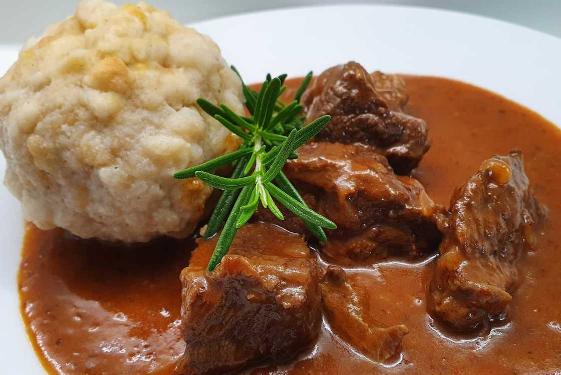 Vleis Souskluitjies Vleis Souskluitjies