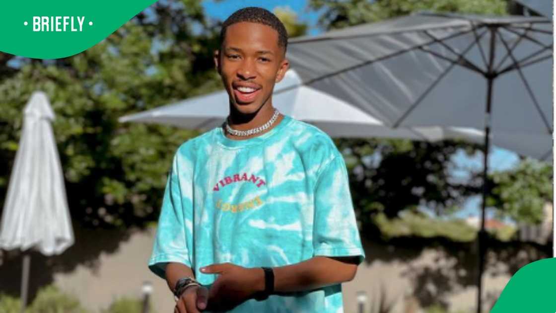 Lasizwe to interview dream guest on 'Awkward Dates' Lasizwe to interview dream guest on 'Awkward Dates'