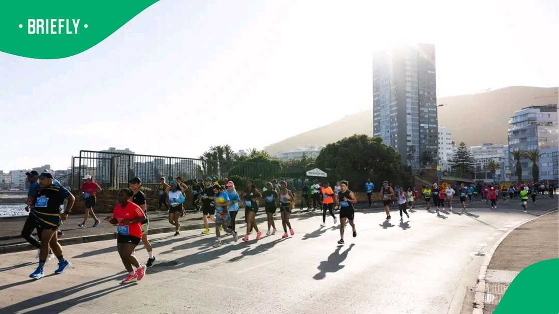 Cape Town Marathon, Cape Town, South Africa Cape Town Marathon, Cape Town, South Africa