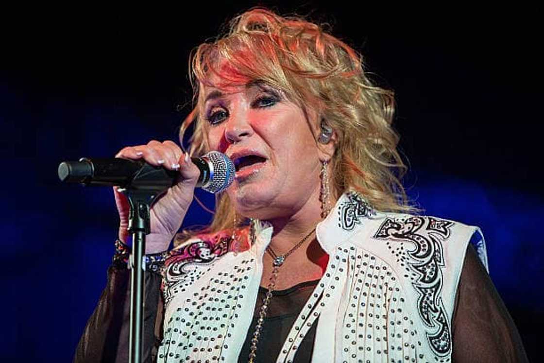 Who did Tanya Tucker have a baby with?