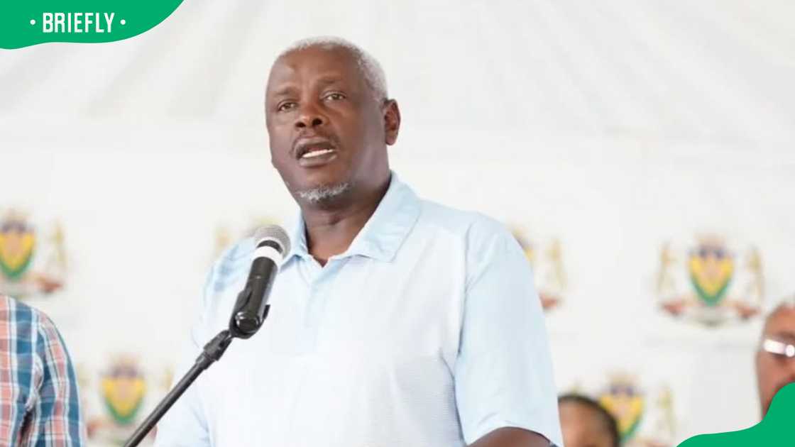 Mxolisi Dukwana in Kutlwanong Mxolisi Dukwana in Kutlwanong