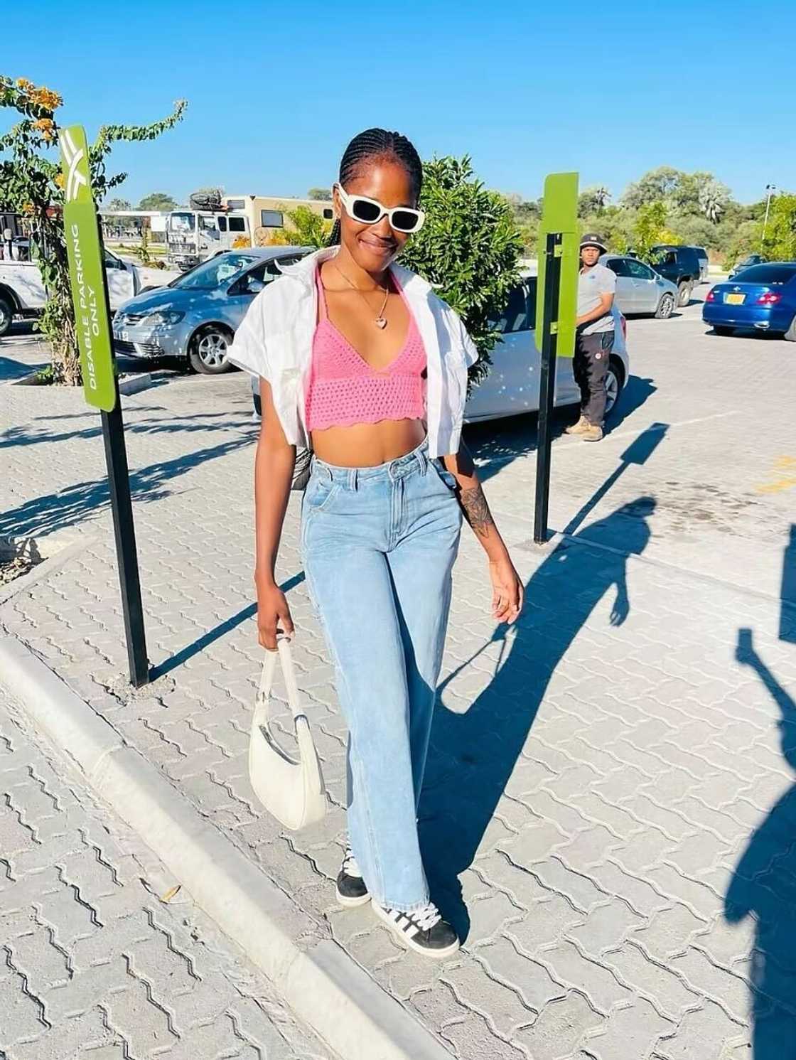 A young lady unveiled her apartment she built from scratch at 21 years of age. A young lady unveiled her apartment she built from scratch at 21 years of age.