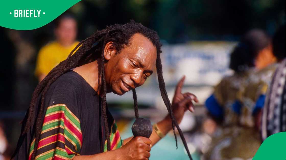 Thomas Mapfumo confirms he was paid in full for Wicknell Chivayo-booked shows Thomas Mapfumo confirms he was paid in full for Wicknell Chivayo-booked shows