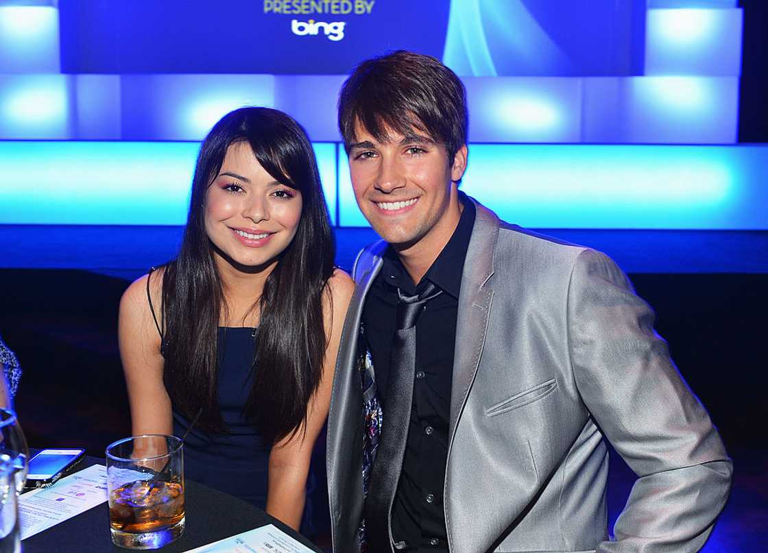 Miranda Cosgrove and James Maslow