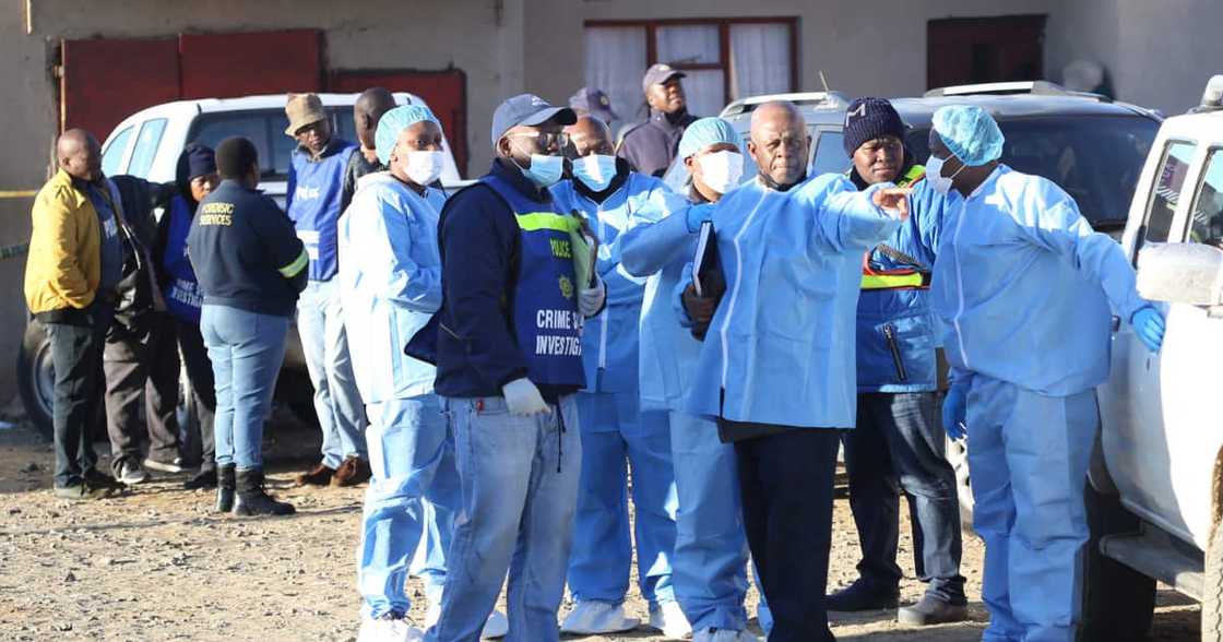 Enyobeni tavern, police, Scenery park, East London Enyobeni tavern, police, Scenery park, East London