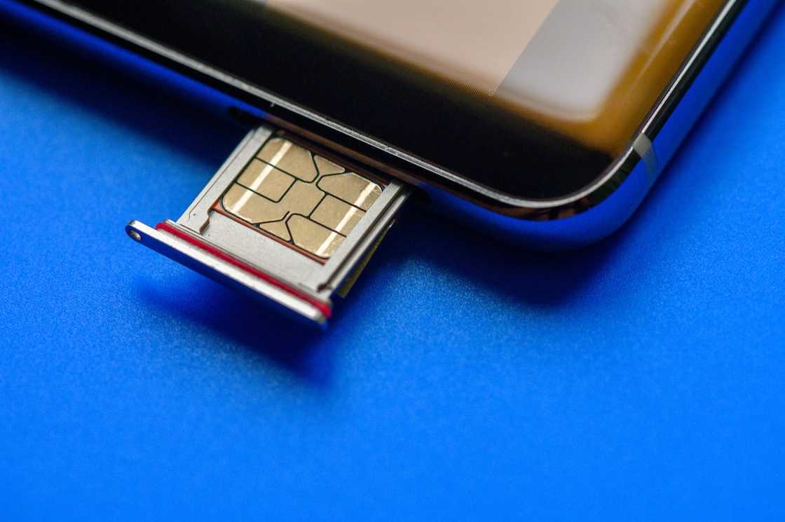 How to do a SIM swap on Сell С without old SIM? How to do a SIM swap on Сell С without old SIM?