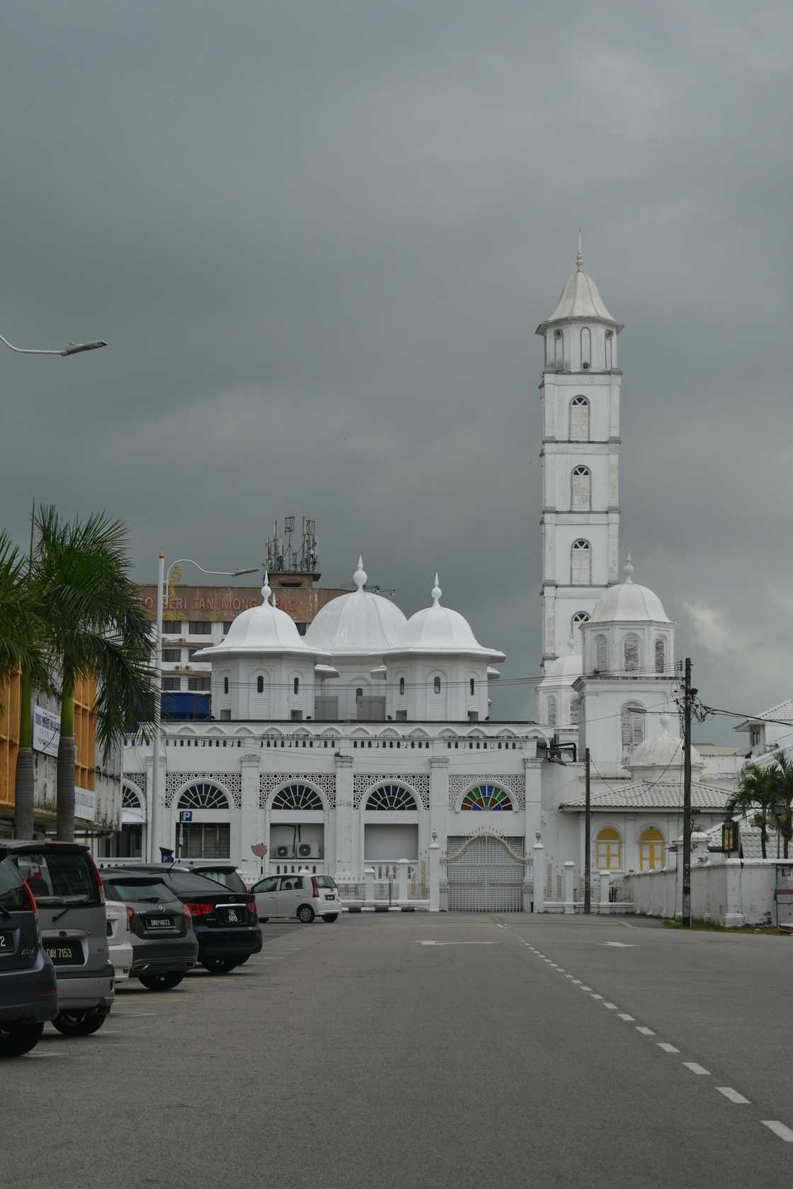 Zulu Muslim people praying fascinates South Africa Zulu Muslim people praying fascinates South Africa