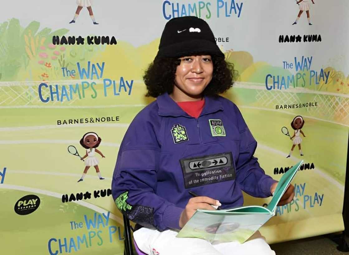 Naomi Osaka at The Grove on 8 December 2022 in Los Angeles, California. Naomi Osaka at The Grove on 8 December 2022 in Los Angeles, California.