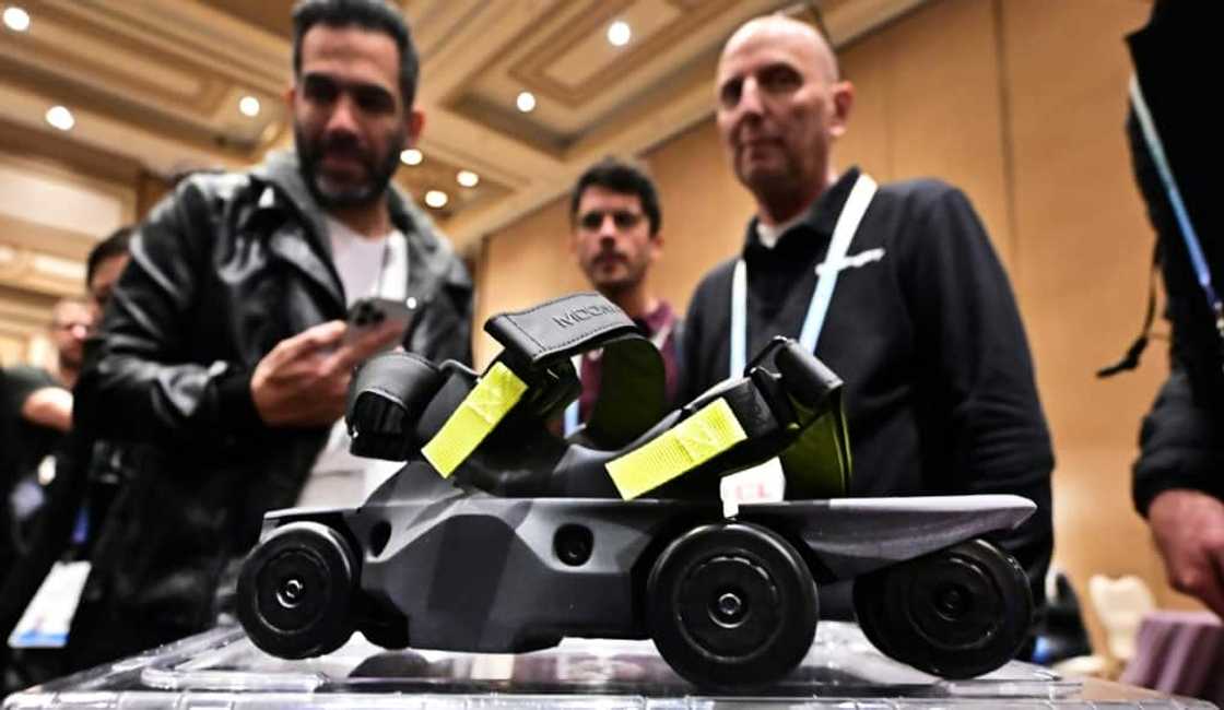 Moonwalkers are not "(roller) skates -- they don't coast... If you stop walking, they don't move at all," explains Shift Robotics marketing director David Politis Moonwalkers are not "(roller) skates -- they don't coast... If you stop walking, they don't move at all," explains Shift Robotics marketing director David Politis