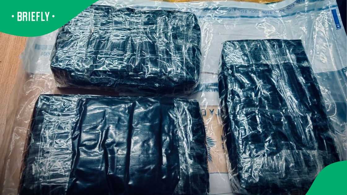 Three 1kg bricks of pure cocaine valued at R1.2-million, a gun, ammunition and cellphones were recovered.