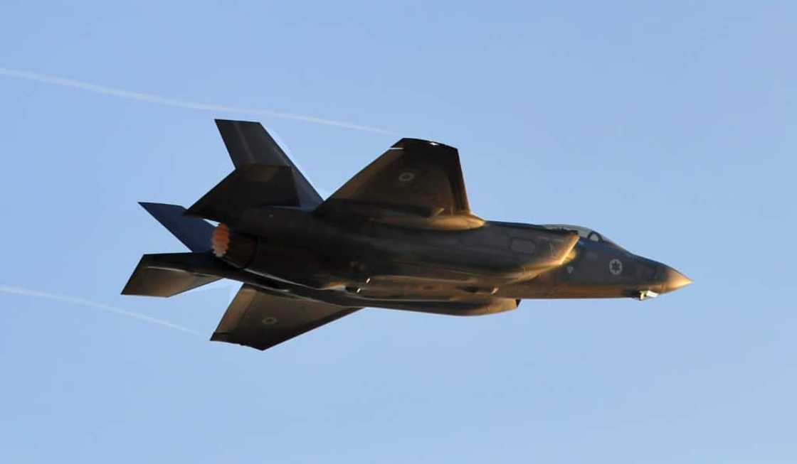 An Israeli Air Force F-35 Lightning II fighter jet performs during a graduation ceremony of Israeli air force pilots on December 26, 2018