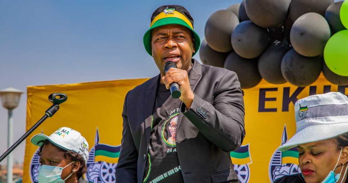 Mzwandile Masisa resigns Mzwandile Masisa resigns