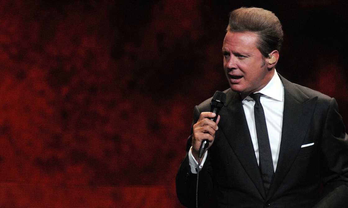 Luis Miguel Luis Miguel