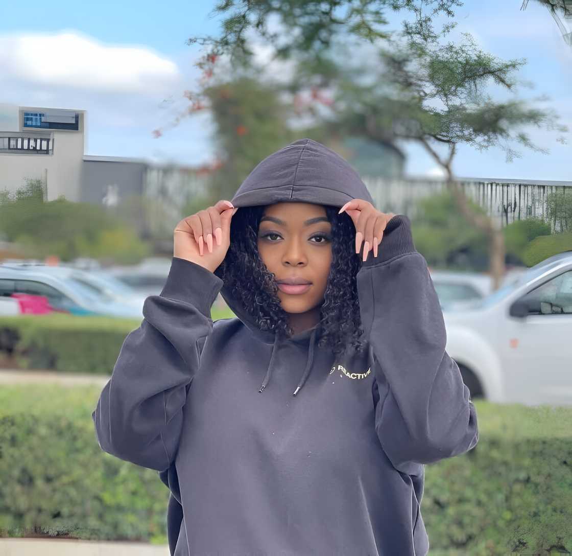 A young lady flexed her student grocery haul, leaving South Africans in shock. A young lady flexed her student grocery haul, leaving South Africans in shock.