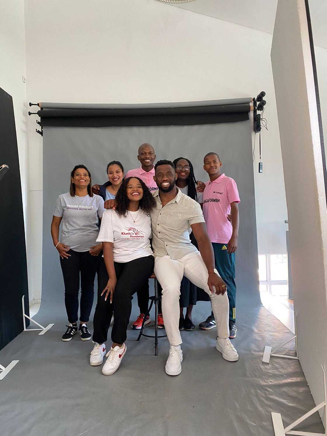 Young woman showcases the power of support. Young woman showcases the power of support.