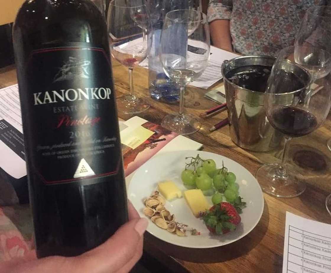 Kanonkop Black Label Pinotage. Kanonkop Black Label Pinotage.
