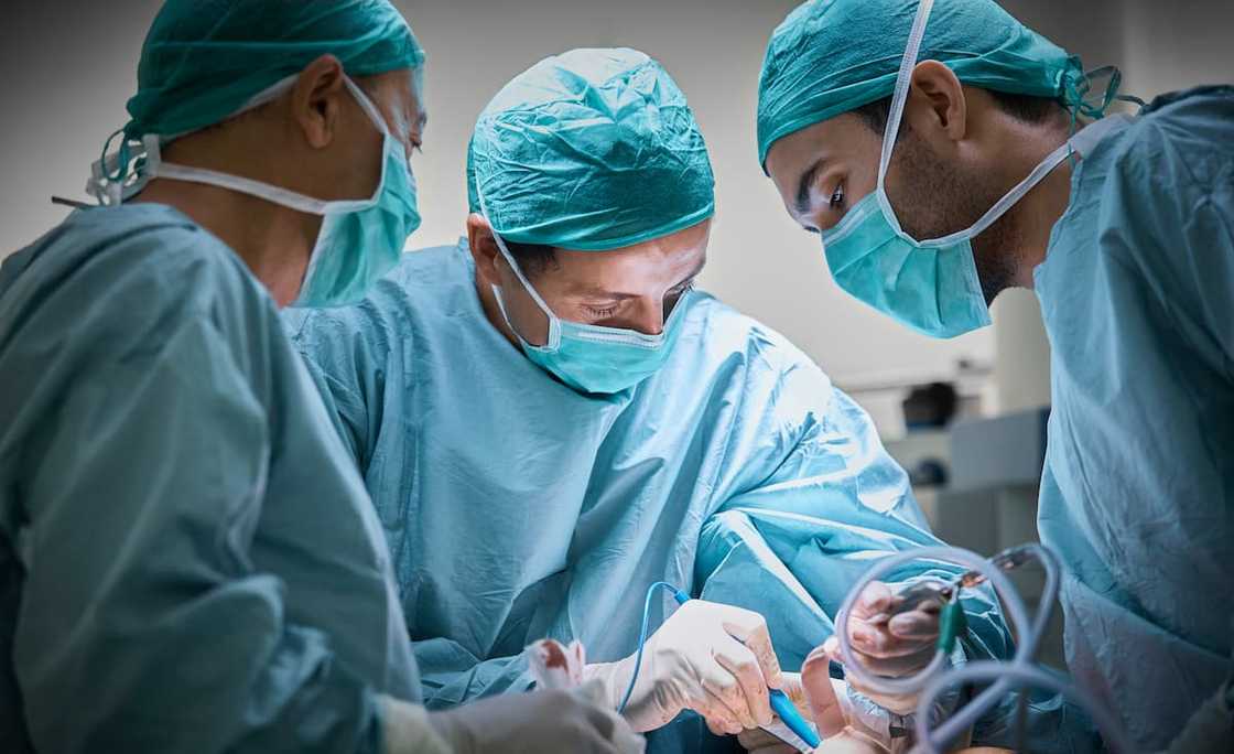 Salary of a surgeon in South Africa Salary of a surgeon in South Africa