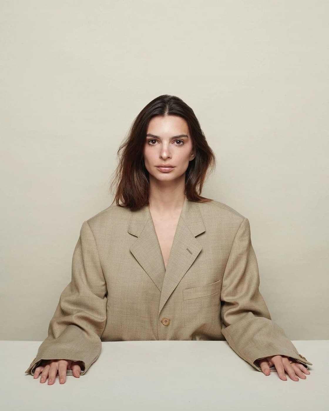 Emily Ratajkowski Emily Ratajkowski
