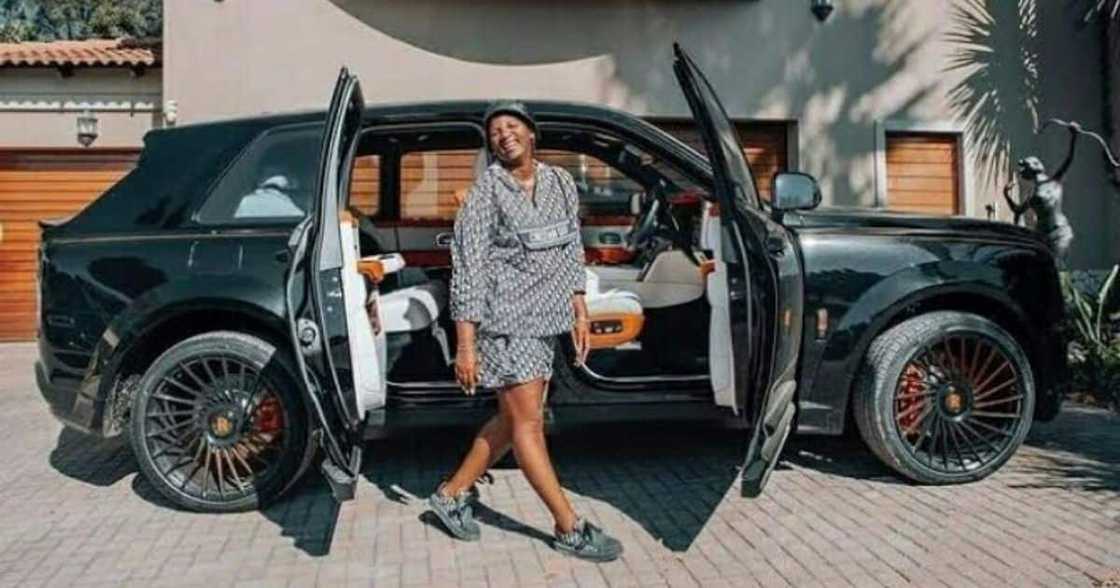 Man raises question, black millionaires, SA, Mzansi debates Man raises question, black millionaires, SA, Mzansi debates