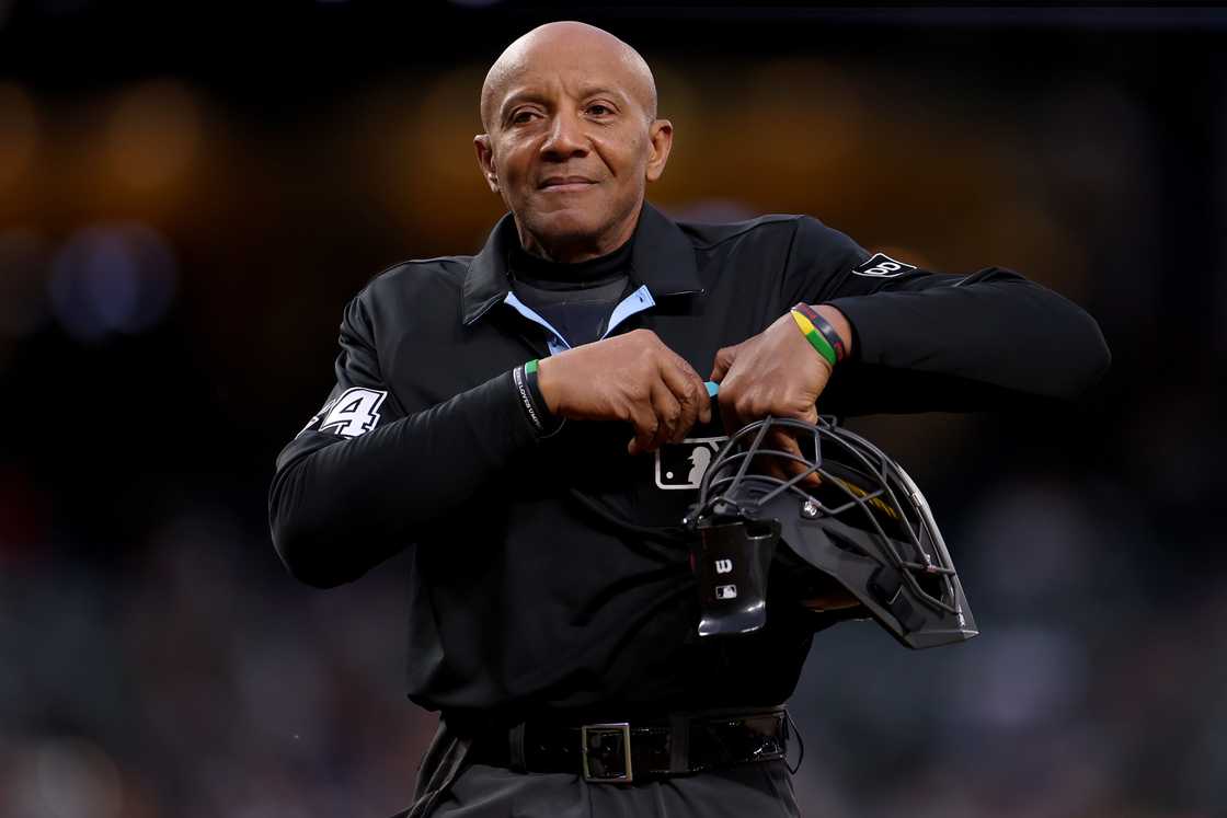CB Bucknor in Seattle, Washington CB Bucknor in Seattle, Washington