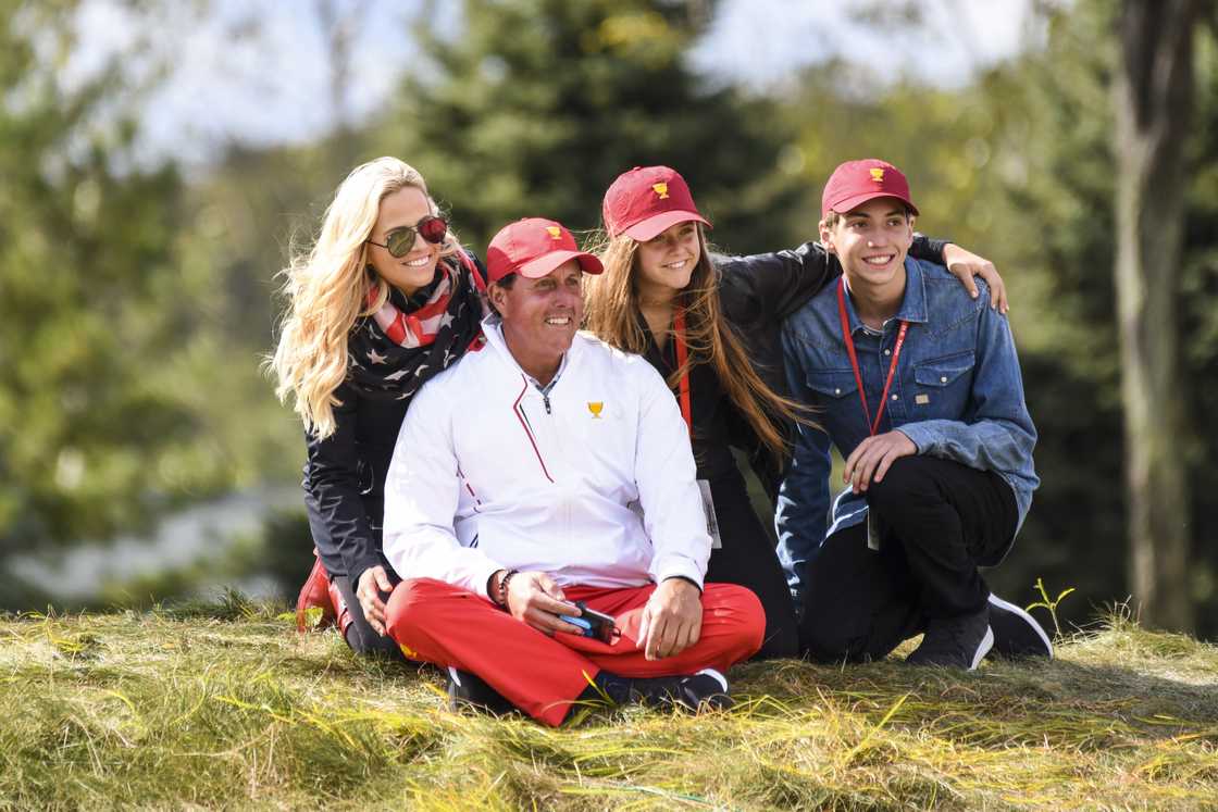 Phil Mickelson with his wife, Amy, and their children