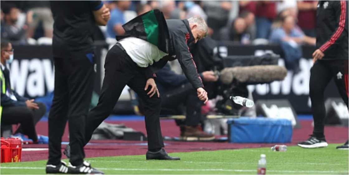 Solskjaer's reaction to West Ham's last-minute penalty remind Man United fans about former boss Solskjaer's reaction to West Ham's last-minute penalty remind Man United fans about former boss