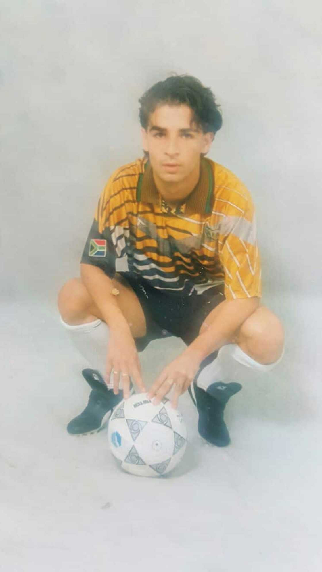 Junaid Hartley's age Junaid Hartley's age