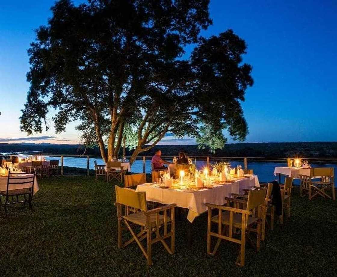 Top 15 luxury hotels Top 15 luxury hotels