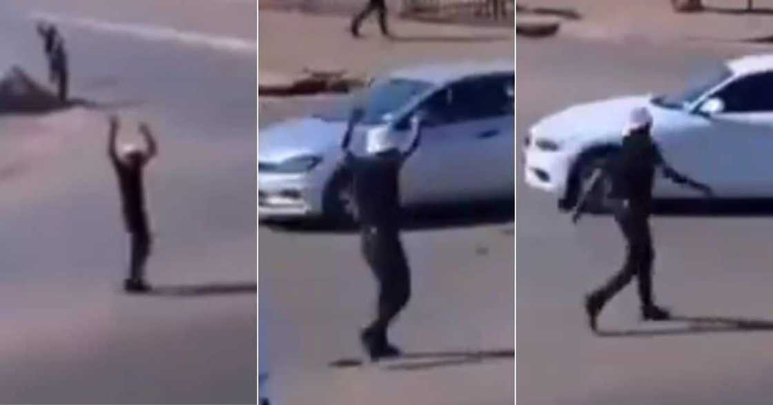 Mzansi, Video, Man, Walk, Style, Traffic