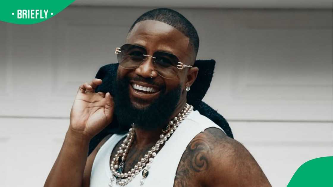 Cassper Nyovest is in "album mode" Cassper Nyovest is in "album mode"