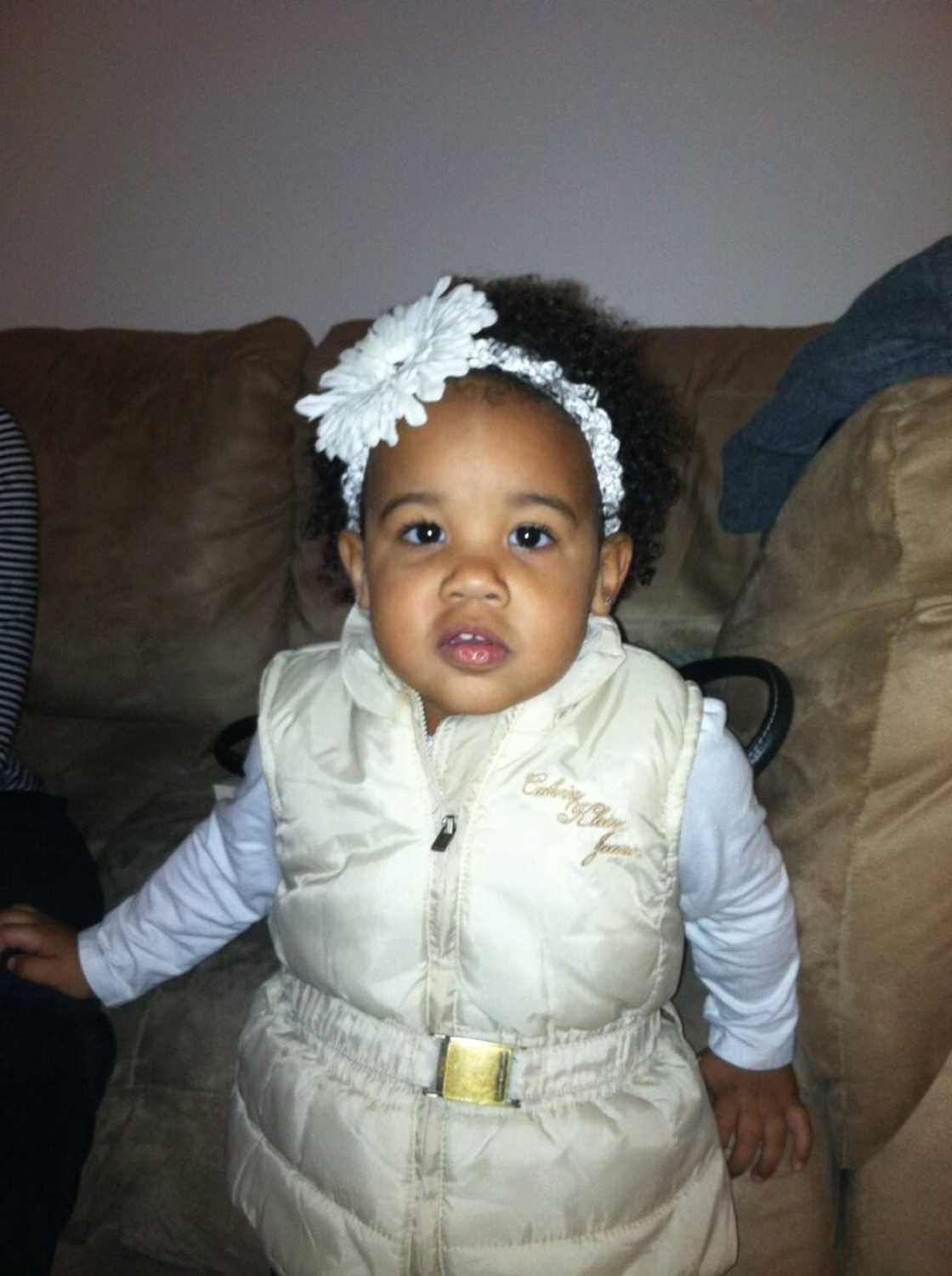 Afro puff with a headband Afro puff with a headband