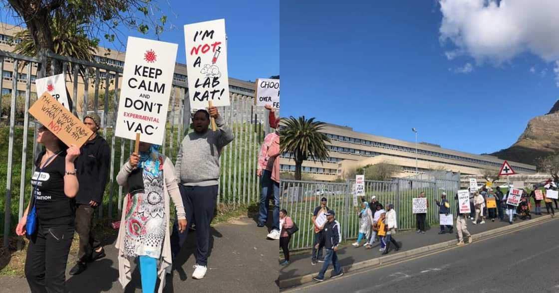 CovIdiots, Video of Anti-Vax, protestors, Groote Schuur Hospital