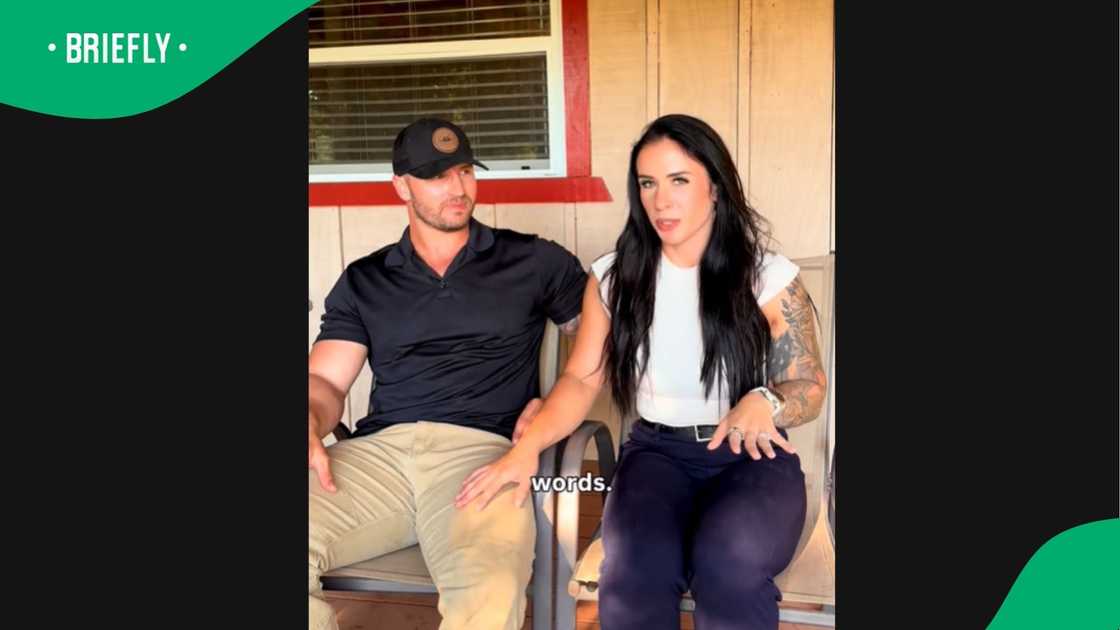 A couple went viral.