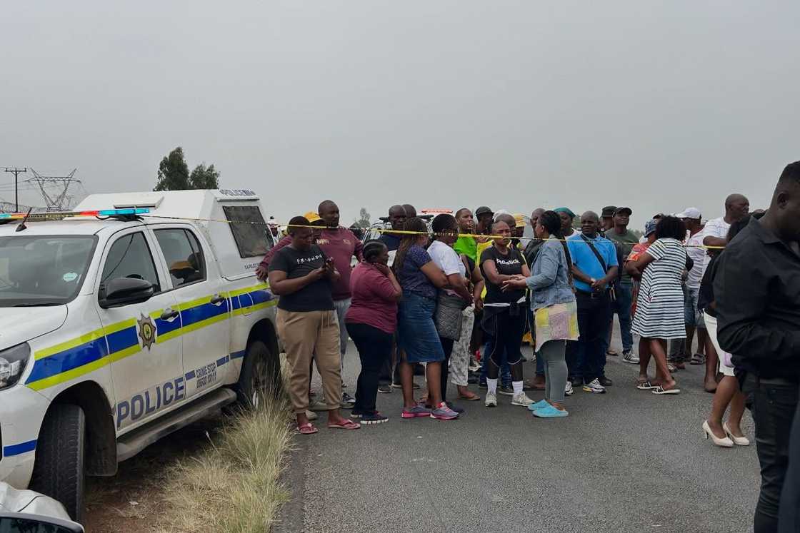 12 children were killed in a horrific crash on the R553 in Vanderbijlpark