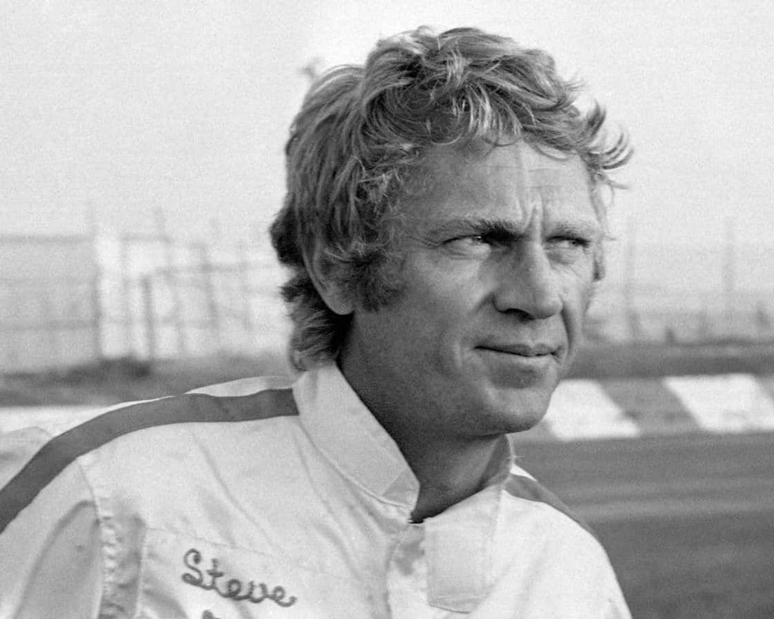 American actor Steve McQueen he promotes the film Le Mans in France in 1971. American actor Steve McQueen he promotes the film Le Mans in France in 1971.