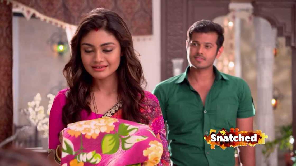 snatched cast snatched cast