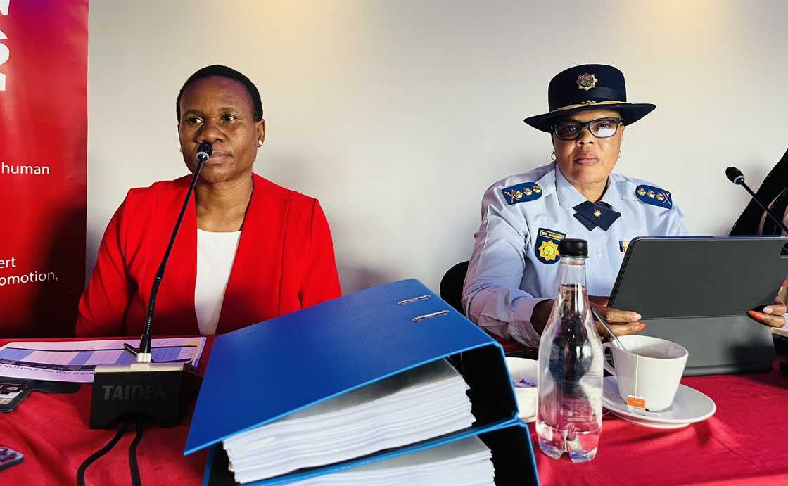 Major-General Christina Sithole and Lt-General Mamothethi Maropeng