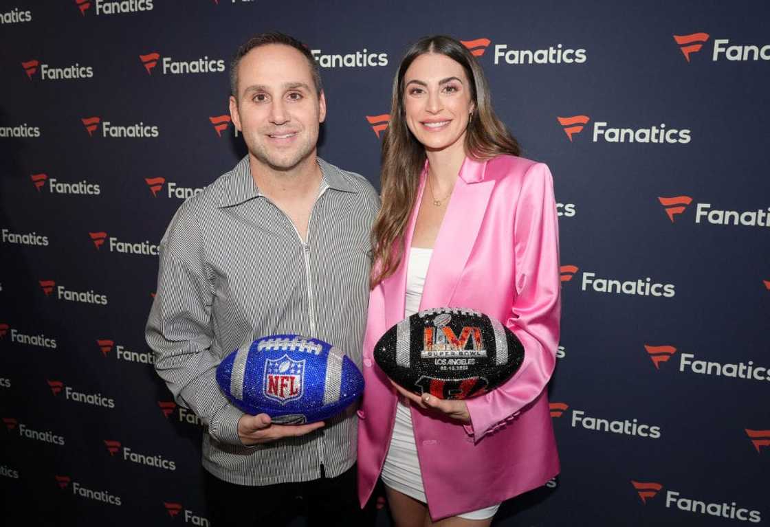 Does Michael Rubin have 2 wives? Does Michael Rubin have 2 wives?