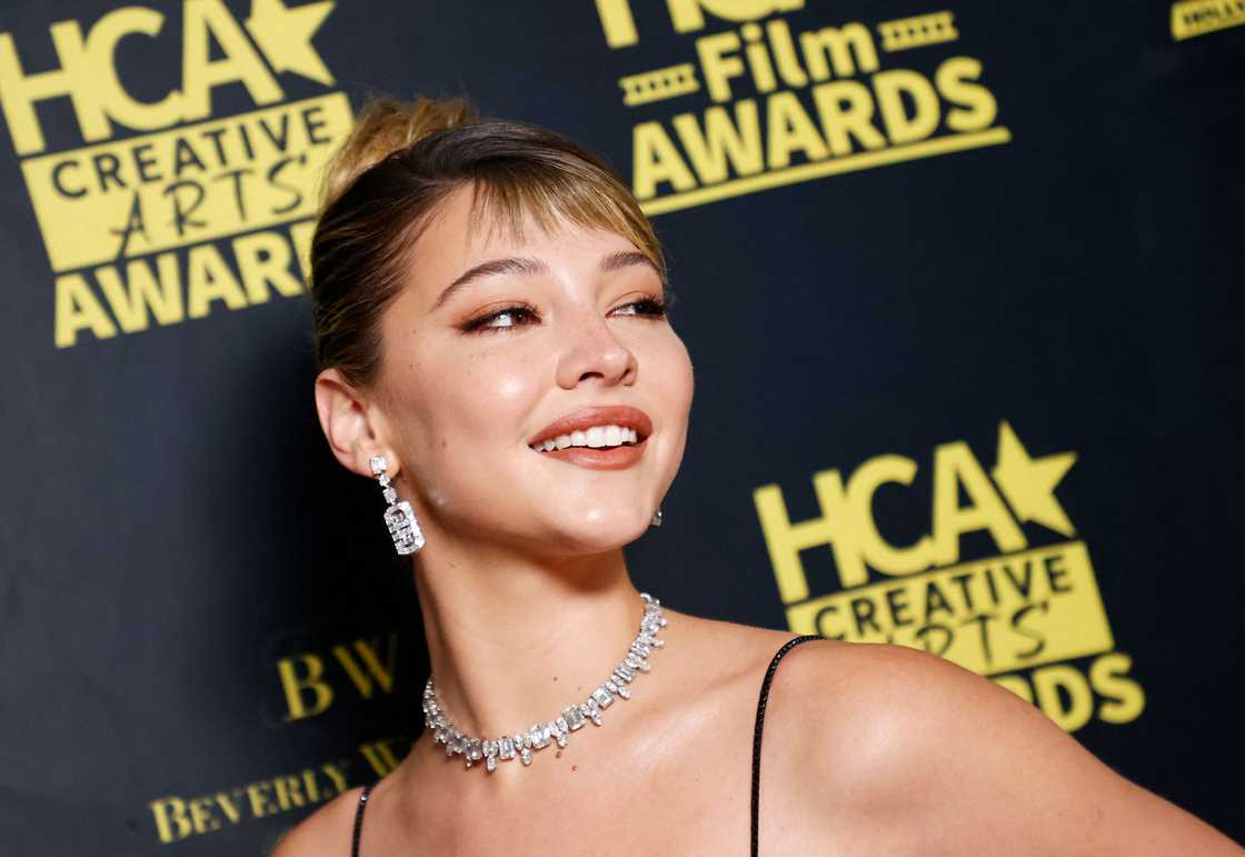 Madelyn Cline at the Hollywood Critics Association Film Awards Madelyn Cline at the Hollywood Critics Association Film Awards