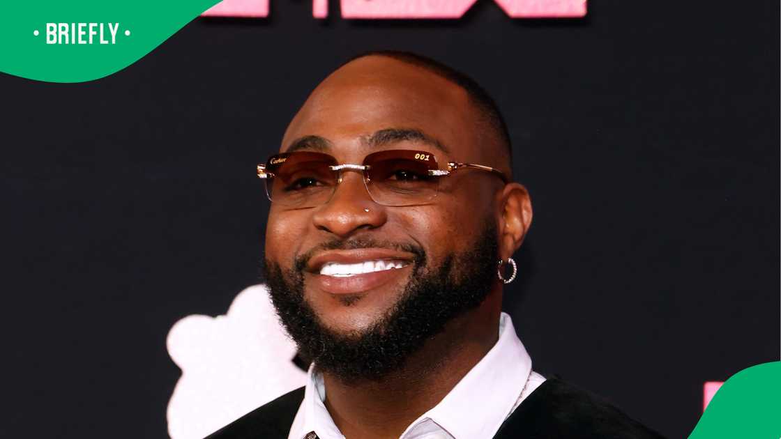 Netizens roasted Davido on social media. Netizens roasted Davido on social media.