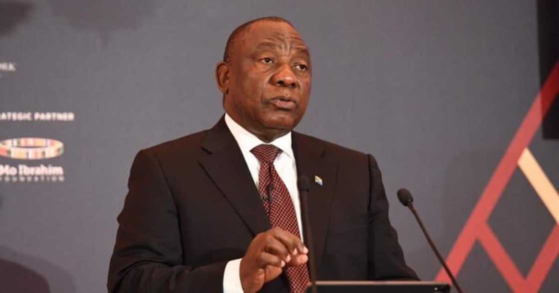 “They Stole It”: Man Uses Ramaphosa’s Viral iPad Clip To Explain Missing R500b “They Stole It”: Man Uses Ramaphosa’s Viral iPad Clip To Explain Missing R500b