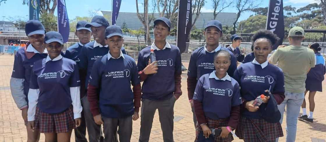 How many public high schools are in the Western Cape? How many public high schools are in the Western Cape?