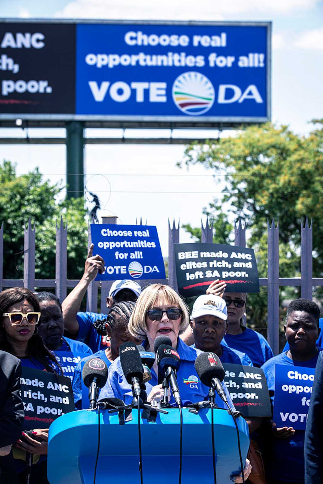 South African reflects on Helen Zille as a political leader