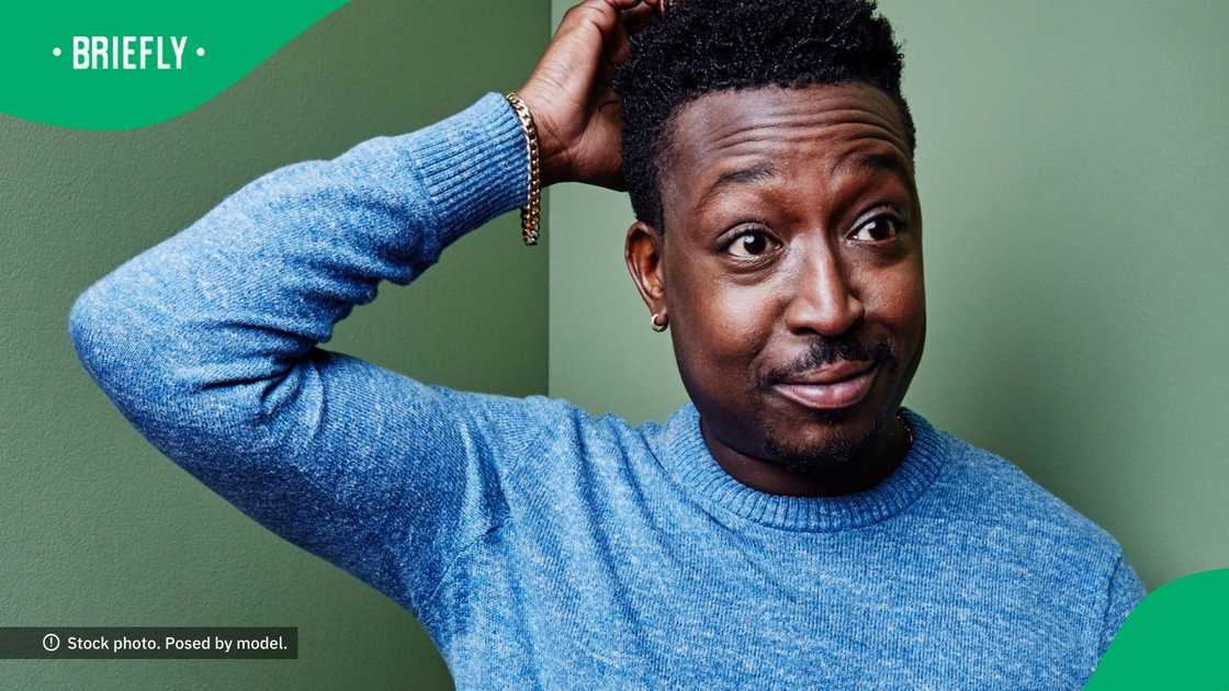 Mzansi conflicted by lady's birthday gift Mzansi conflicted by lady's birthday gift