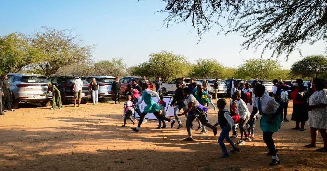 Chery,TswaraGanang children's home, charity