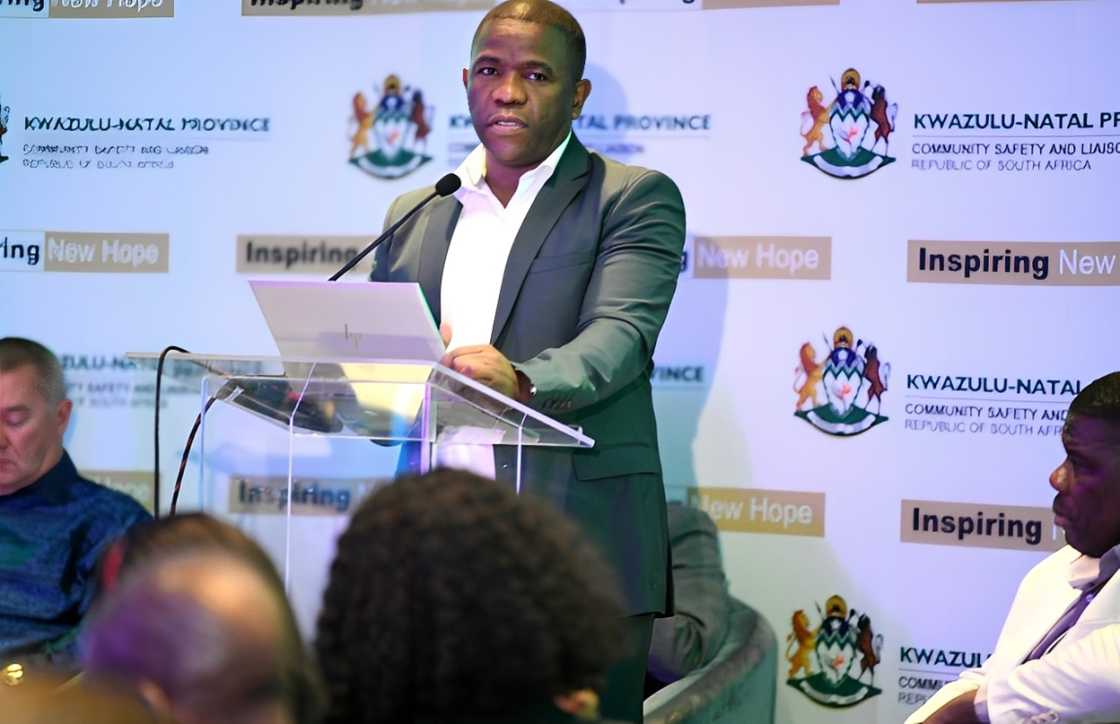 General Nhlanhla Mkhwanazi spoke about crime at a crime imbizo