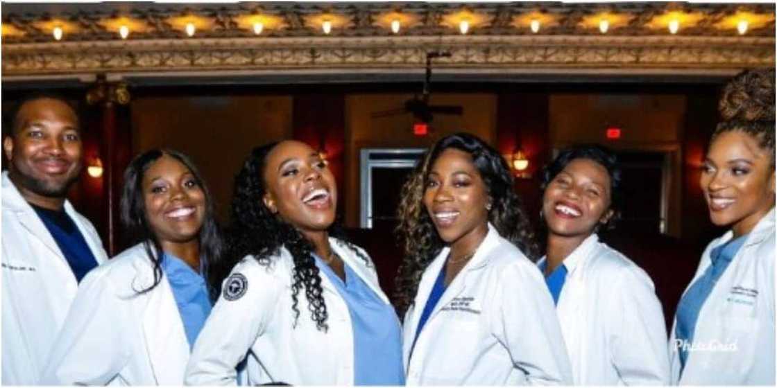 Photo of Nigerian Family Where All 6 Siblings are Doctors Surprises Many on Social Media