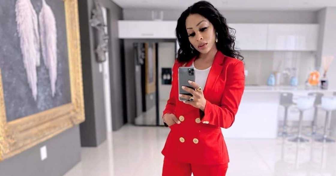 Khanyi Mbau looking for new man, must be handsome and rich Khanyi Mbau looking for new man, must be handsome and rich
