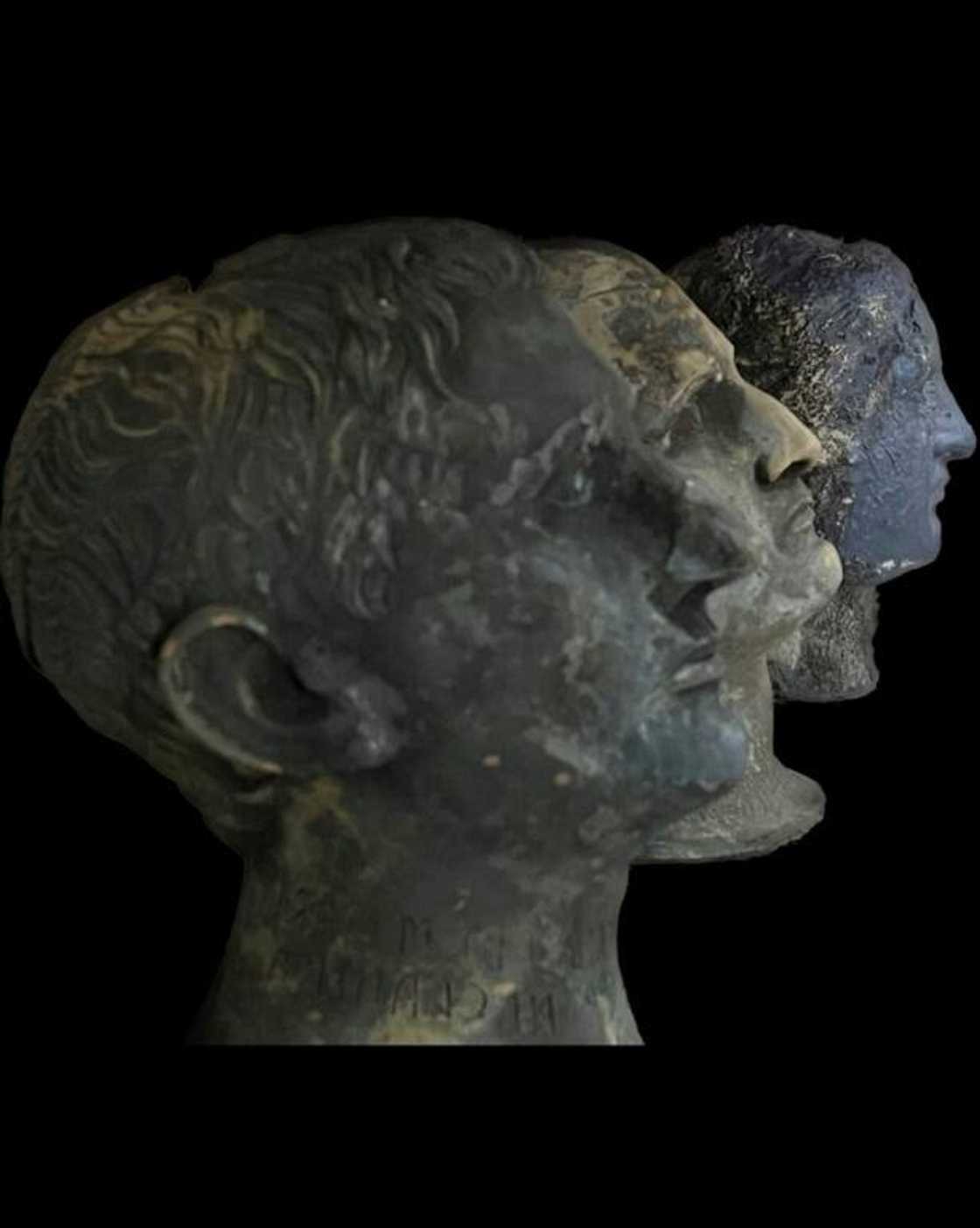 Inscriptions in Etruscan and Latin are still visible on some of the statues Inscriptions in Etruscan and Latin are still visible on some of the statues