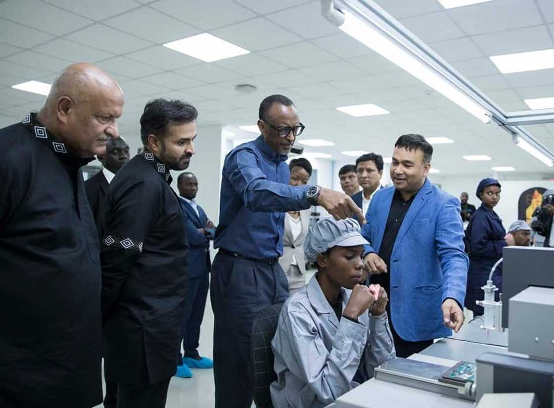 President Kagame launches smartphone factory in Rwanda President Kagame launches smartphone factory in Rwanda